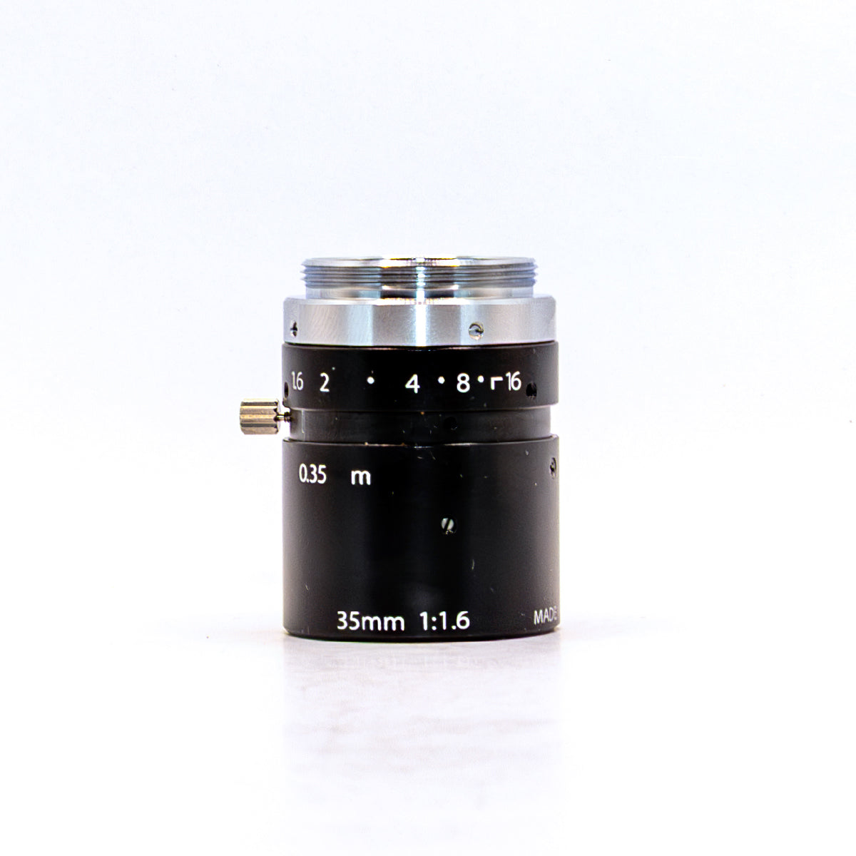 Fixed Focal Lens, 35mm, 5MP, 2/3in, f/1.6-16, C Mount, Japanese Engineered - GOYO GMR5HR33516MCN